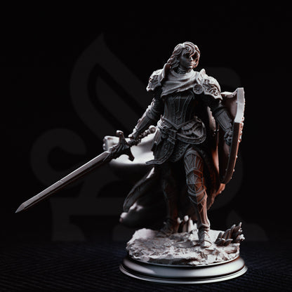 Alwine von Findros - Elite Marine Knight // D&D Miniature