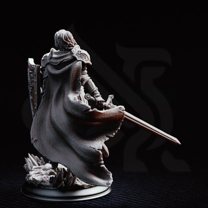 Alwine von Findros - Elite Marine Knight // D&D Miniature