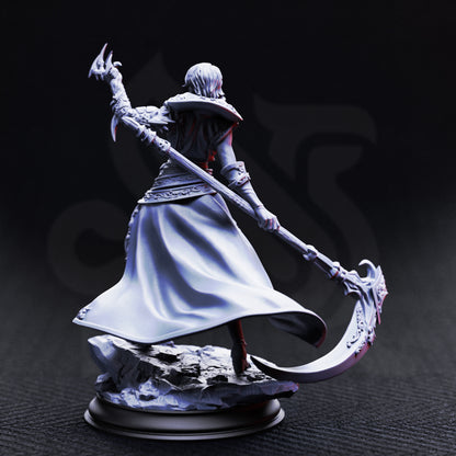 Catarina Von Stassen - Eldritch Fiend Hunter - Miniature