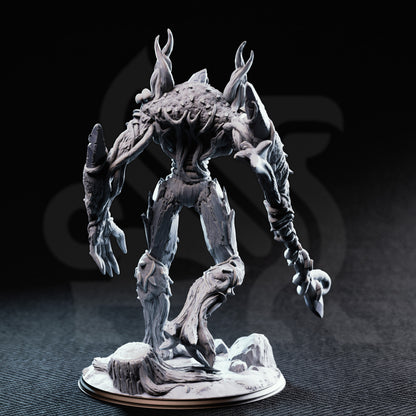 Evarak - Treant of Duskweave // D&D Monstrosity