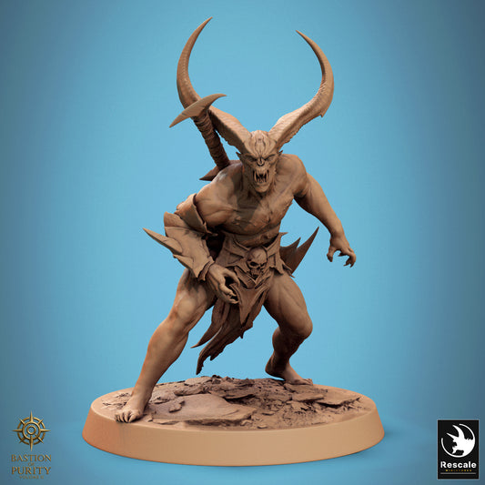 Horned Blades - Stand A / 25mm - Monster