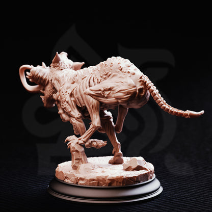 Slagsting - Shapeshifting Blood Hound