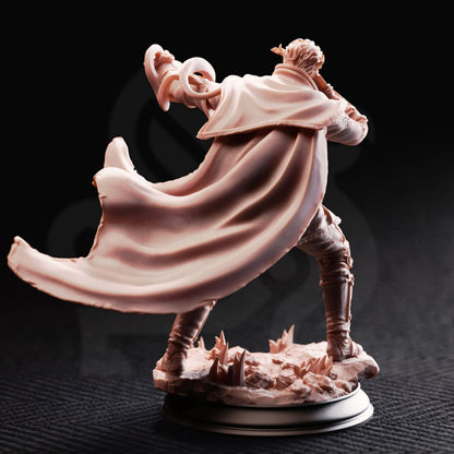 Varys Farseeker - Inquisitor Initiate // D&D Miniature
