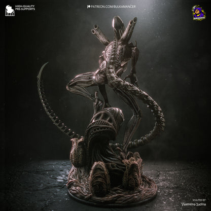 Xenomorph alien creature with elongated head, biomechanical body, sharp claws and long segmented tail collectible figurine
