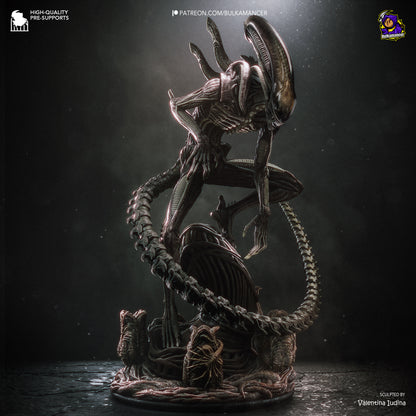 Xenomorph alien creature with elongated head, biomechanical body, sharp claws and long segmented tail collectible figurine
